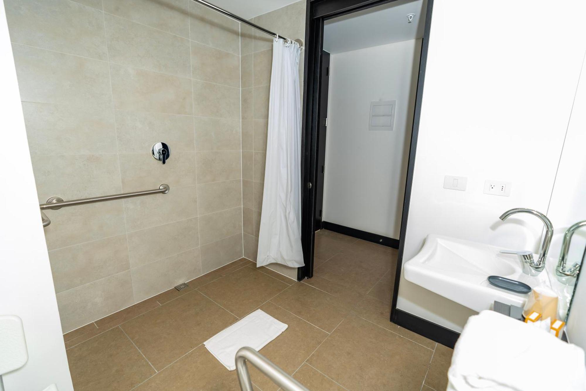 Hampton By Hilton Antofagasta Hotel Ngoại thất bức ảnh